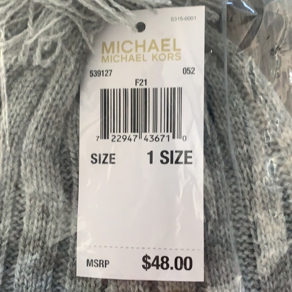 NWT MK beanie with pom - Picture 3 of 3